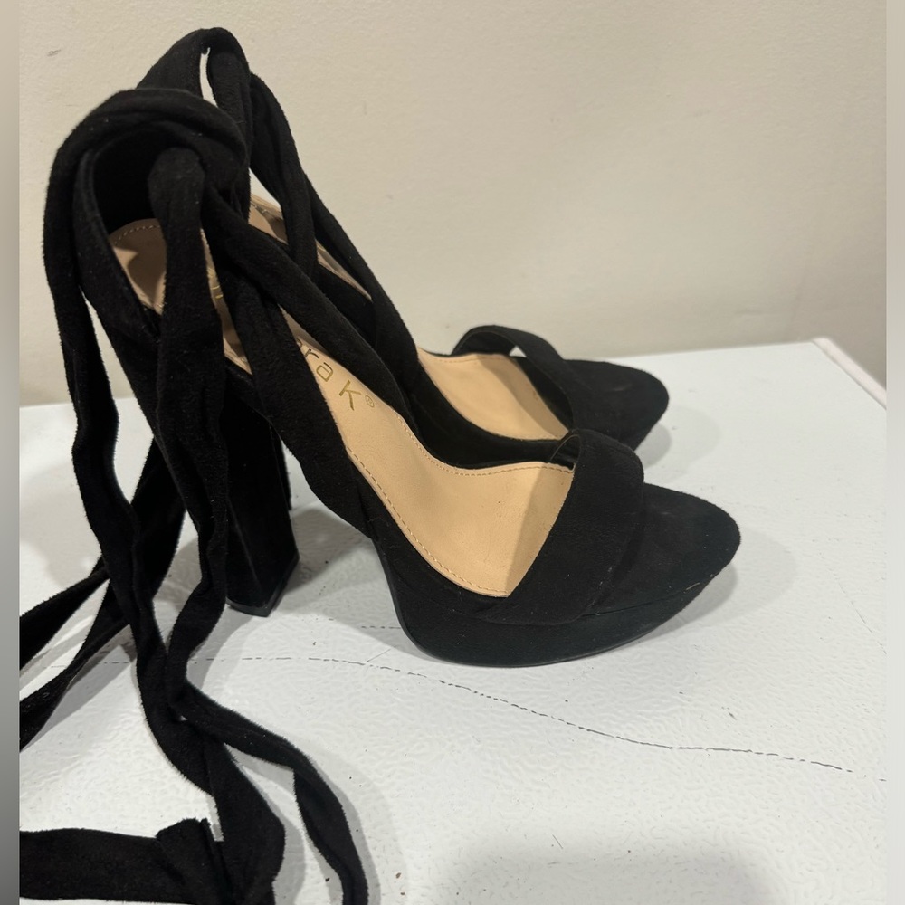 Tie Up Heels